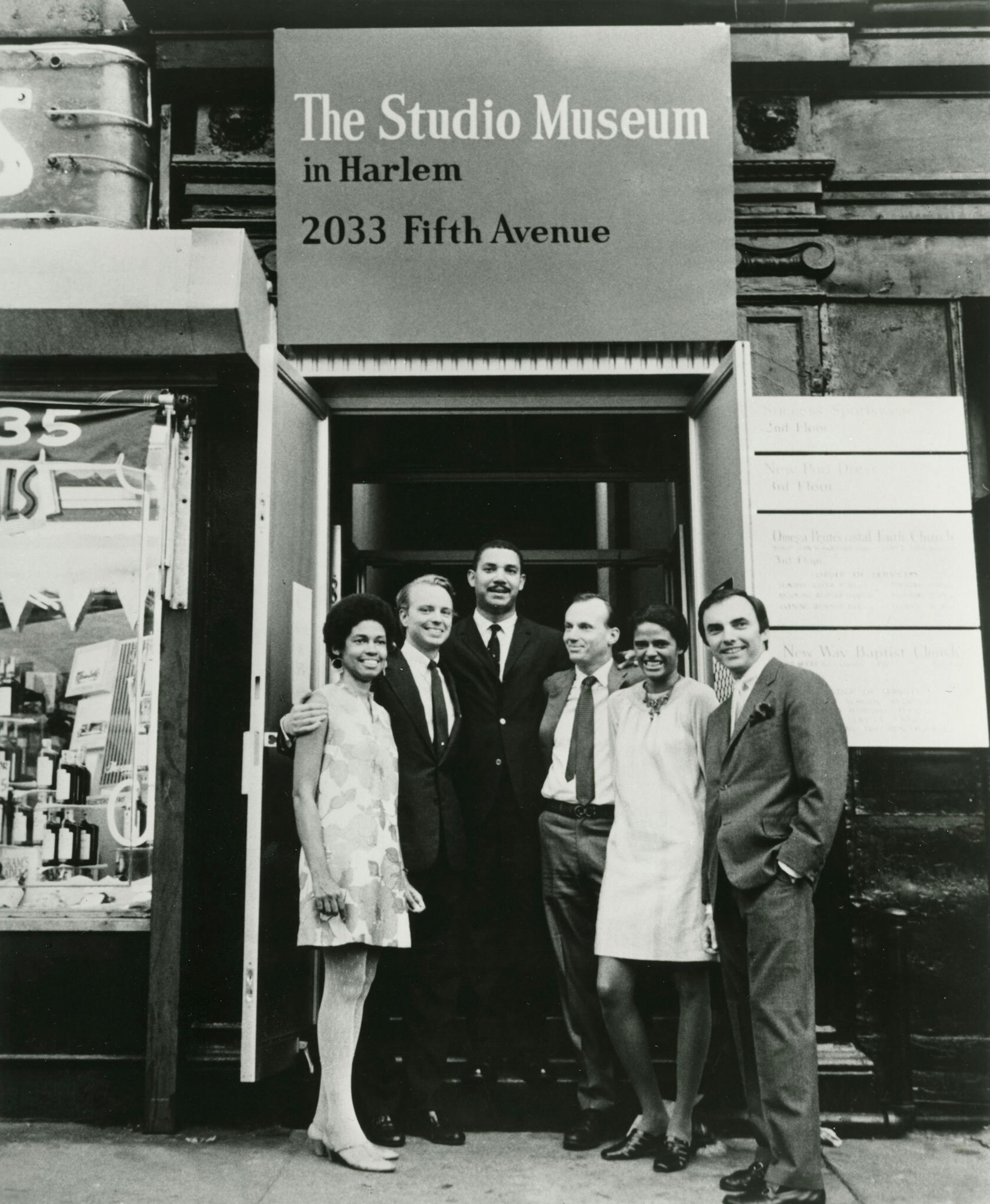 <p>(L to R) Museum founders Eleanor Holmes Norton, Carter Burden, Charles E. Inniss, Campbell Wylly, Betty Blayton-Taylor, and Frank Donnelly at the Studio Museum on opening night</p>