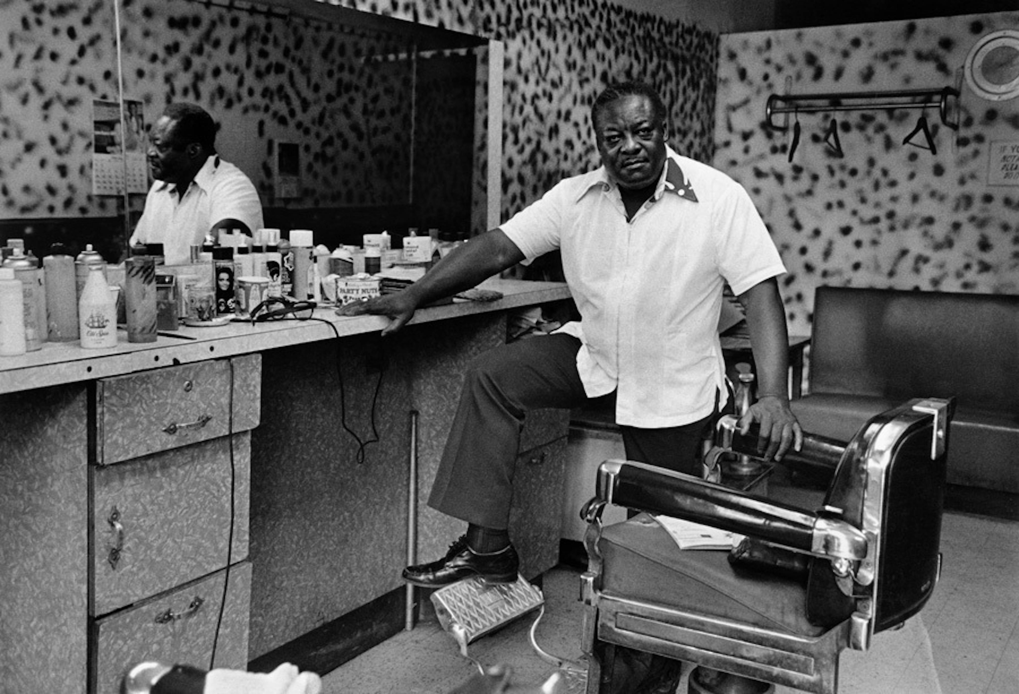 Dawoud Bey
	Deas McNeil, the Barber, 1976
	Silver print
	Gift of the artist 79.1.19 