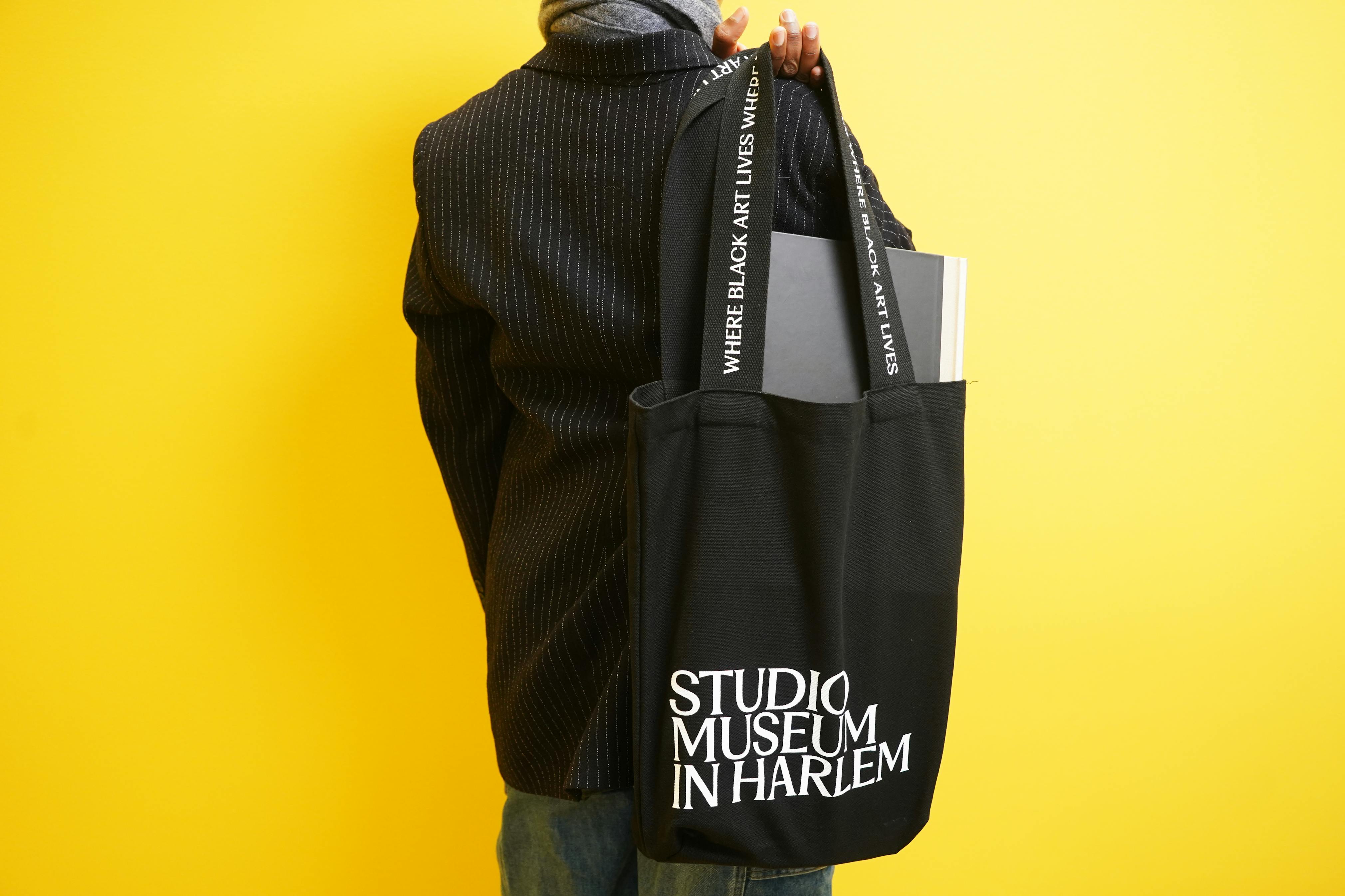 Into the Archive Book Haul December 17, 18, 19, 20, 21, and 24, 11:00 am–1:00 pm and 3:30–5:30 pm