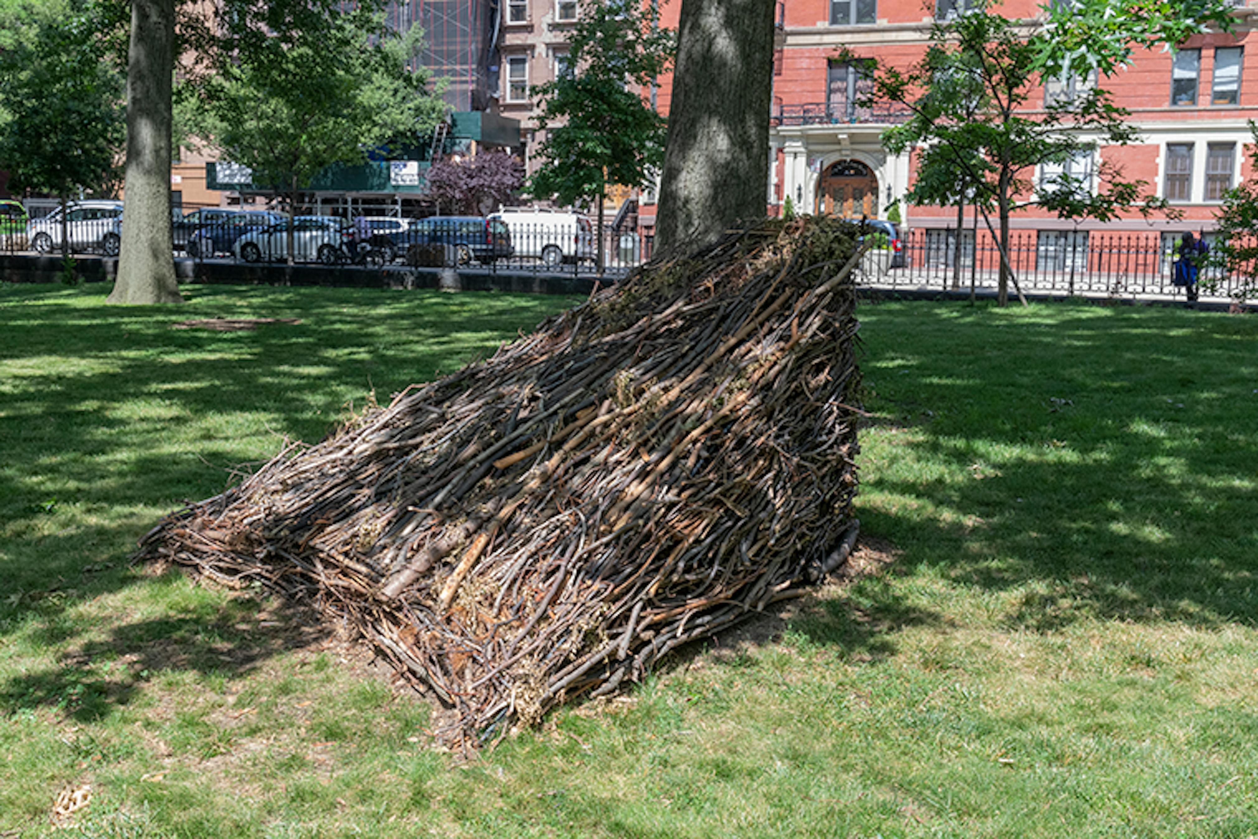 Maren Hassinger: Monuments (Installation View) at Marcus Garvey Park, 2018. Presented by The Studio Museum in Harlem. Photo: Adam Reich.