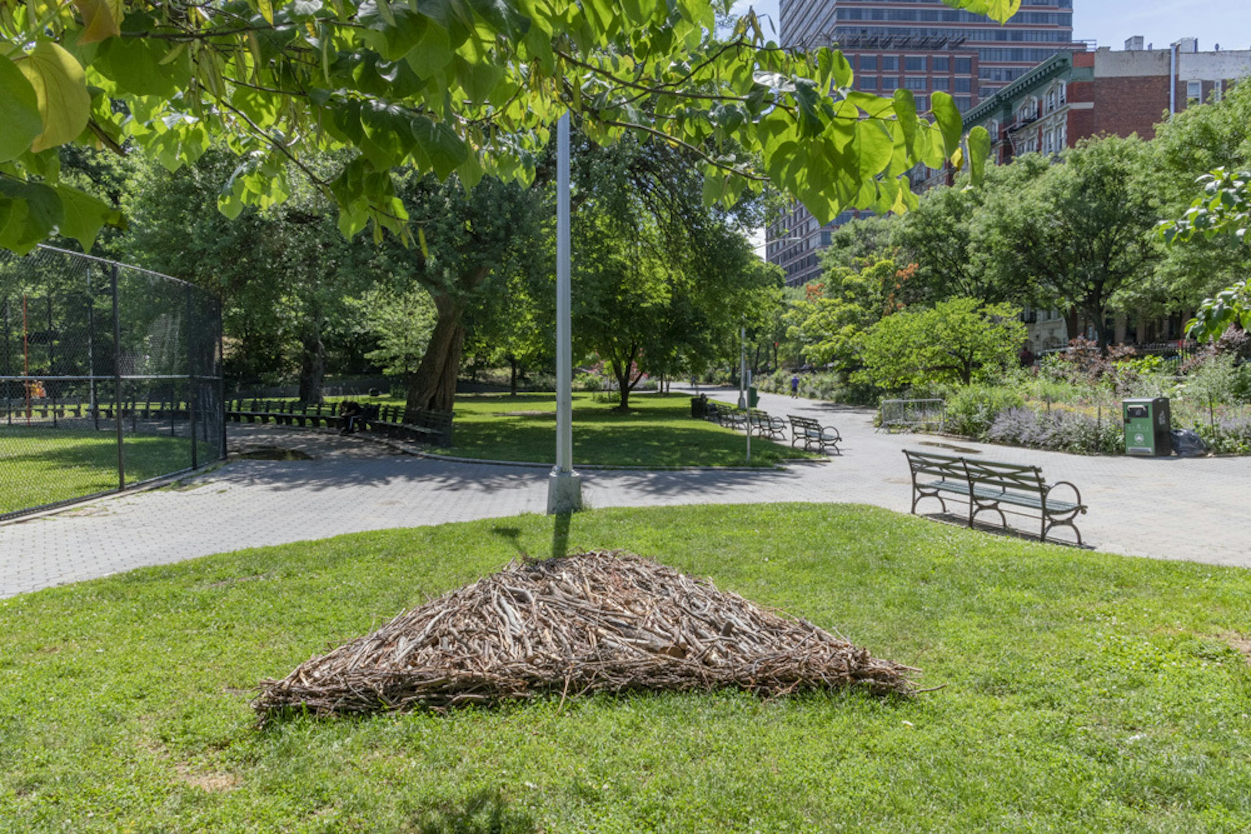 Maren Hassinger
Monuments, 2018.
Photo: Adam Reich