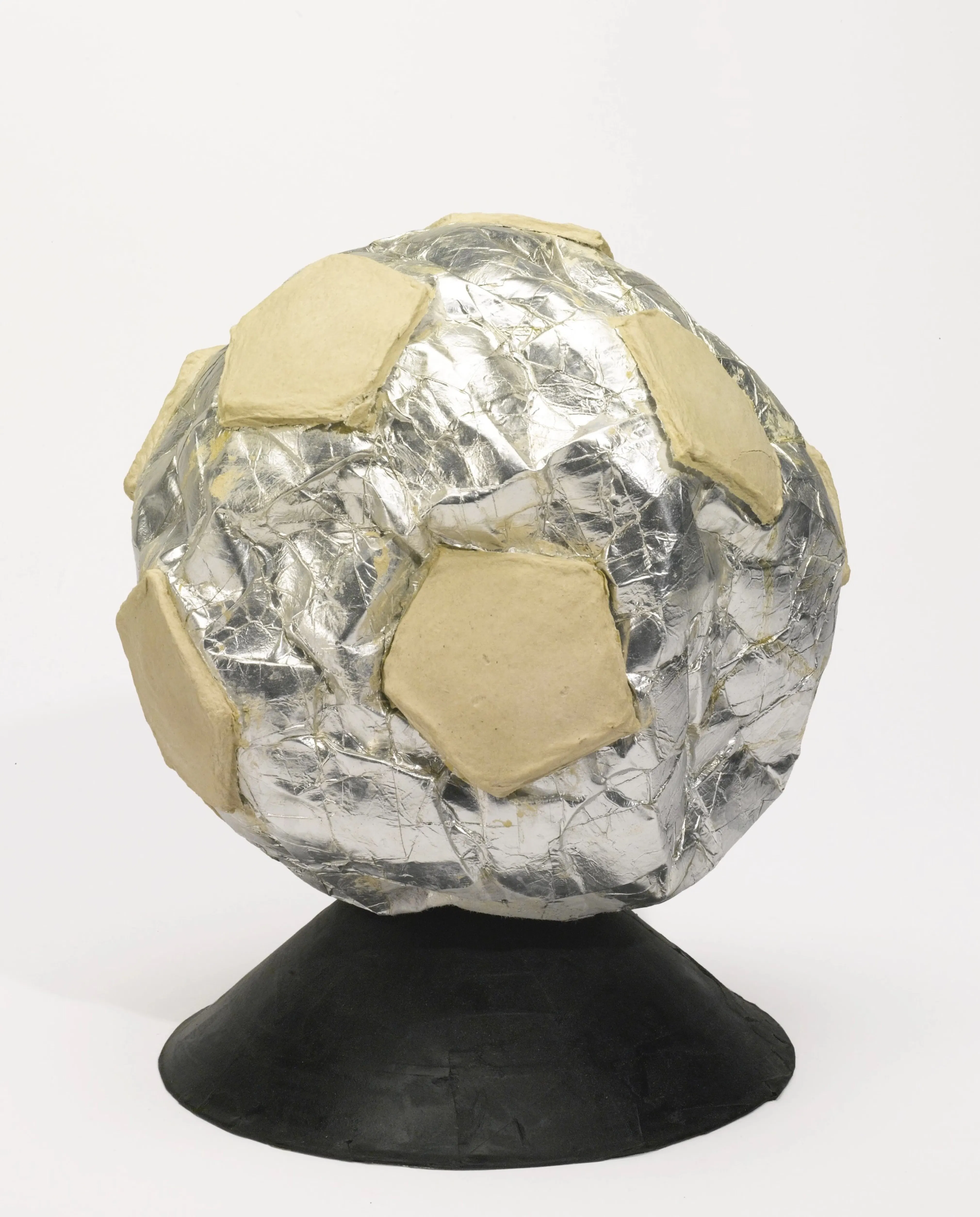 <p>Mark Bradford, <em>Untitled</em>, 2009. Mixed media, papier mache, and collage, 9 1/2 in. diamters. The Studio Museum in Harlem; bequest of Peggy Cooper Cafritz (1947–2018), Washington, D.C. collector, educator, and activist  2018.40.41 © Mark Bradford. Courtesy the artist and Hauser &amp; Wirth</p>