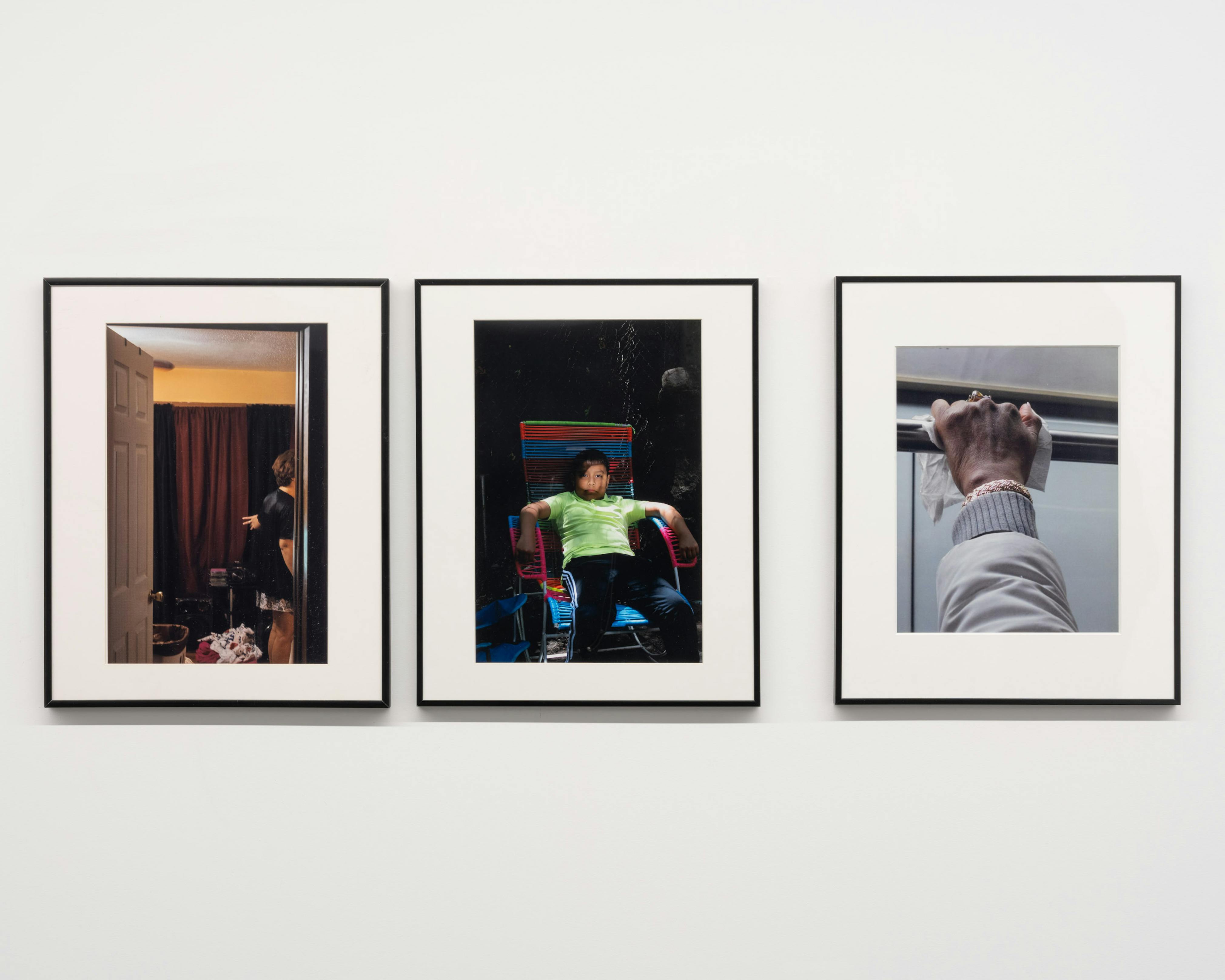 <p>Expanding the Walls: Making Connections Between Photography, History, and Community (installation view). Photo: Kris Graves.</p>