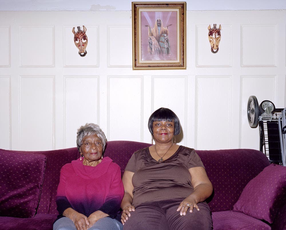Azikiwe Mohammed
Born 1983, New York, New York
Lives and works in New York, New York
Catherine Simmons and Laverne Simmons, Harlem, NY, 2017