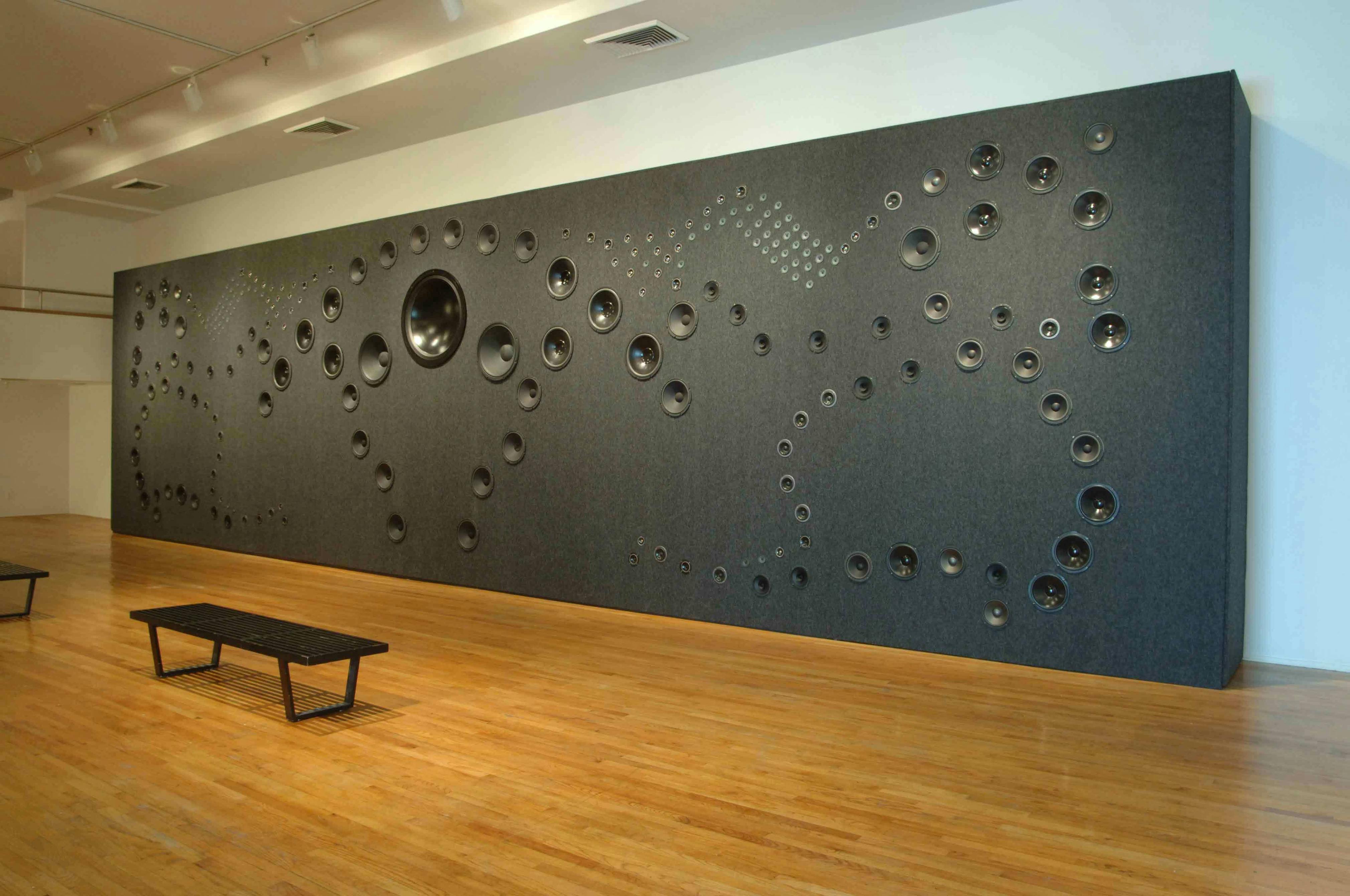 Nadine Robinson: alles grau (installation view), 2006
	Photo: Adam Reich